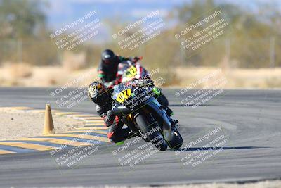 media/Jan-10-2025-CVMA Friday Practice (Fri) [[489e0da257]]/Group 4 and Trackday/Session 5 (Turn 7)/